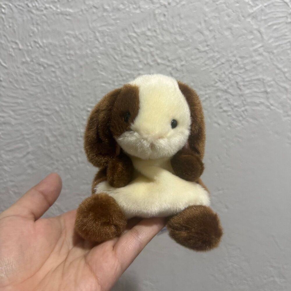 palm pals clover bunny